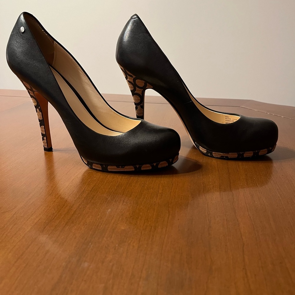 Coach Black Leather Platform Pumps with Tan Accent - Picture 4 of 6
